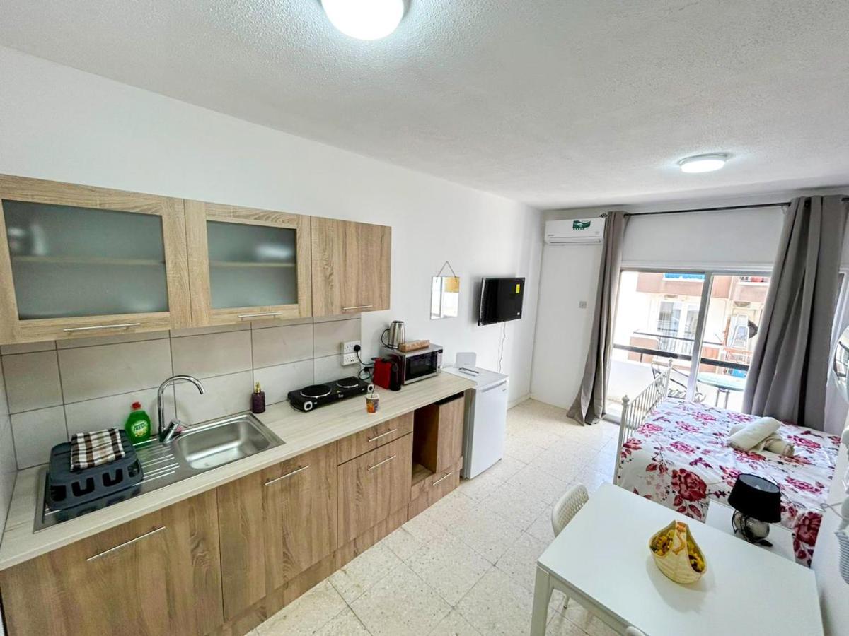 Central Comfort Studio Larnaca Luaran gambar